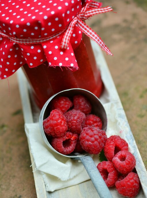 raspberries, berry, fruit-2431026.jpg