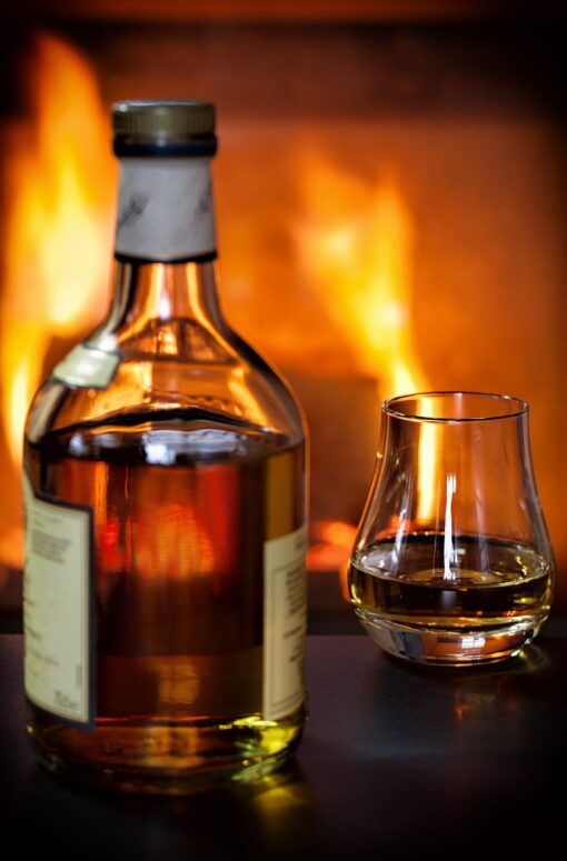 whiskey, alcohol, glass-1872379.jpg